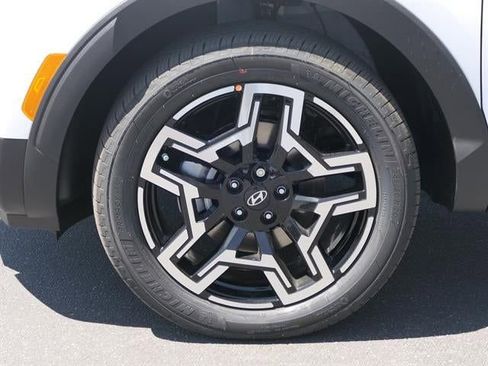 New 2025 Hyundai Santa Cruz Limited AWD/4WD image 11