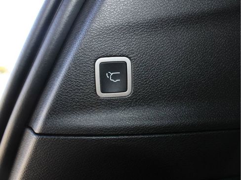 New 2026 Chrysler Pacifica Limited w/ S Appearance Package image 27