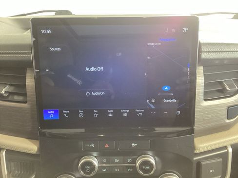 Used 2024 Ford Expedition Limited AWD/4WD image 30