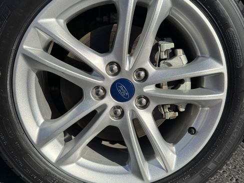 Used 2018 Ford Fusion S image 10