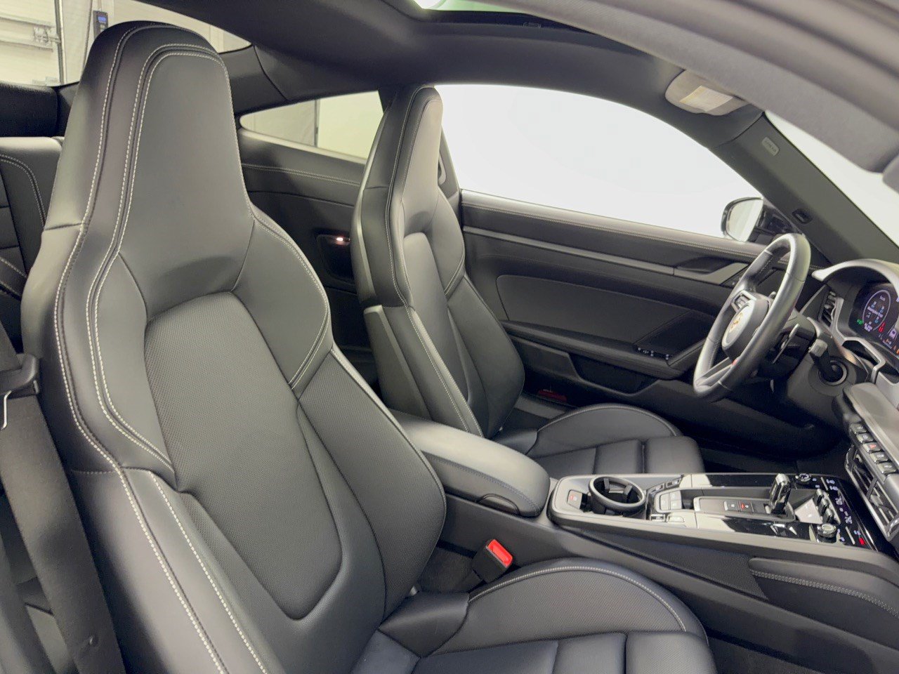 Certified 2025 Porsche 911 Carrera S RWD image 30