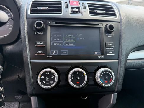 Used 2018 Subaru Forester 2.5i AWD/4WD image 20