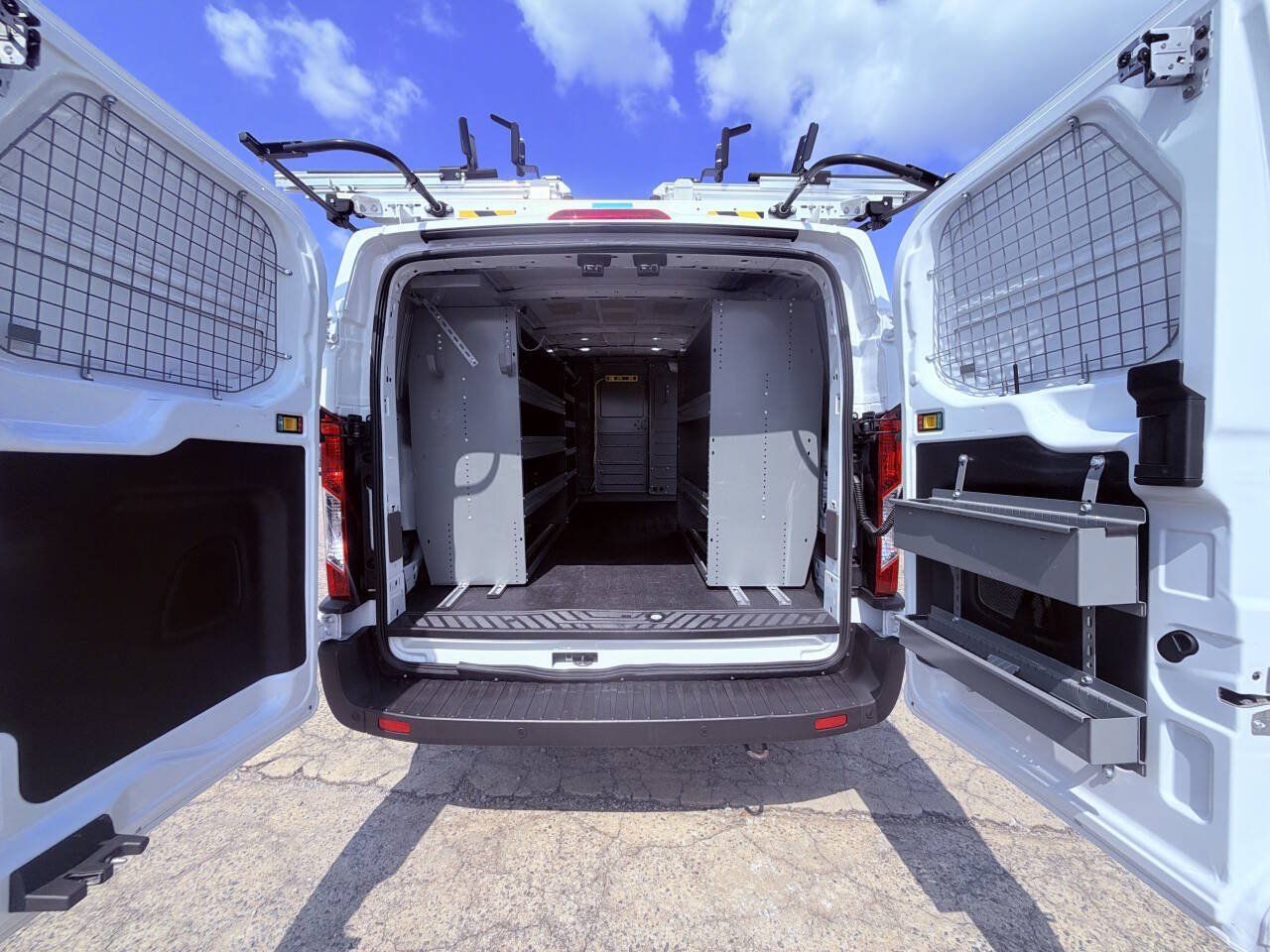 Used 2021 Ford Transit 150 Low Roof AWD image 12
