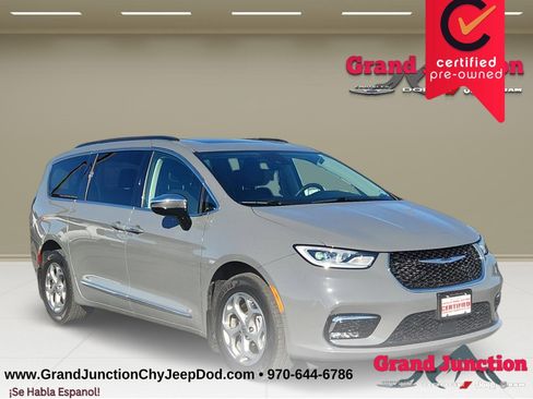 Used 2023 Chrysler Pacifica Limited w/ Uconnect Theater Family Group AWD/4WD image 1