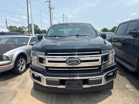 Used 2018 Ford F150 XLT RWD image 2