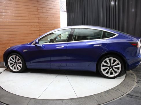 Used 2020 Tesla Model 3 Long Range image 10