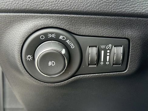 Used 2018 Jeep Compass Altitude w/ Popular Equipment Group image 44