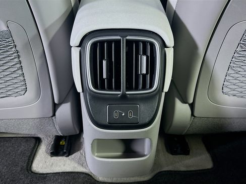 Used 2024 Hyundai Ioniq 6 SEL RWD image 27