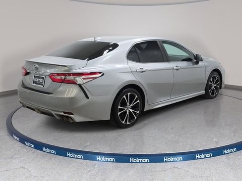Used 2020 Toyota Camry SE w/ Protection Package (Q2) image 6