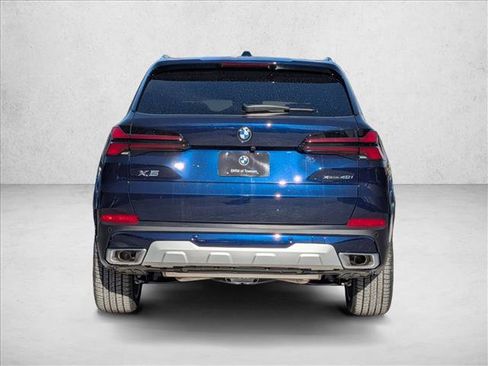 Used 2026 BMW X5 xDrive40i w/ Climate Comfort Package AWD/4WD image 7