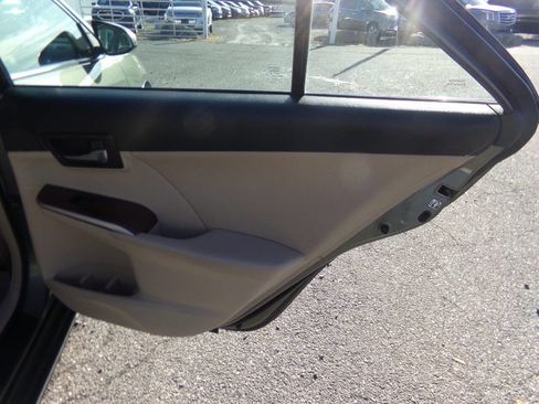 Used 2012 Toyota Camry XLE image 34
