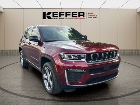 New 2026 Jeep Grand Cherokee Limited AWD/4WD image 7