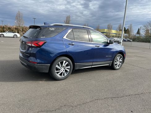 Used 2023 Chevrolet Equinox Premier image 6