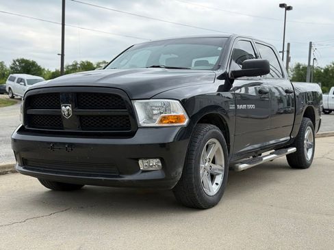 Used 2012 RAM 1500 Express w/ ST Popular Equipment Group AWD/4WD image 25