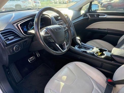 Used 2015 Ford Fusion Titanium image 14