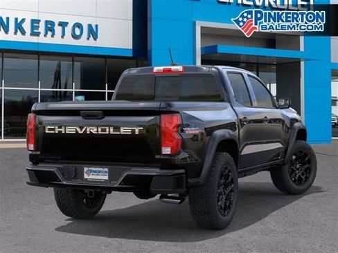 New 2026 Chevrolet Colorado Trail Boss w/ LPO, Chrome Decal Package AWD/4WD image 5
