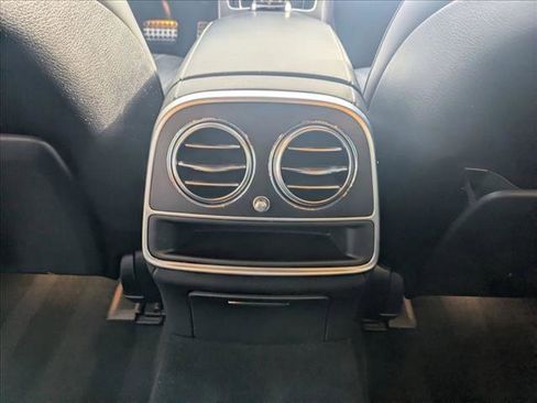 Used 2019 Mercedes-Benz S 560 Sedan image 15