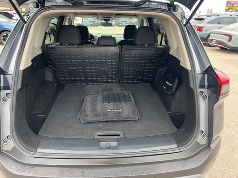 Certified 2023 Nissan Rogue S image 11