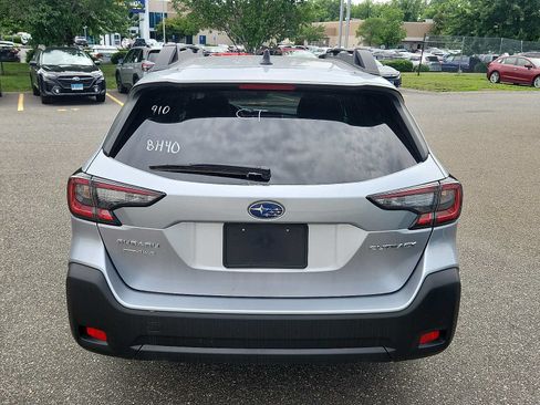 Certified 2025 Subaru Outback Premium AWD/4WD image 5