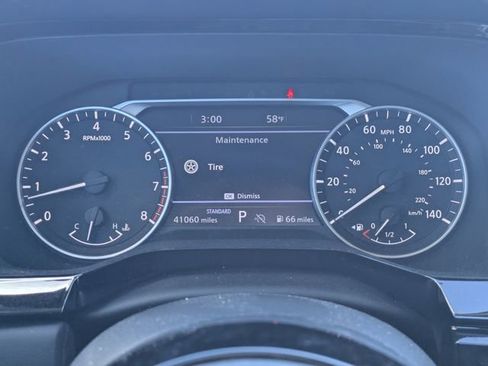 Used 2022 Nissan Pathfinder SL image 30