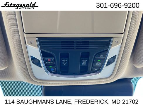 Used 2023 Acura RDX Advance Package image 33