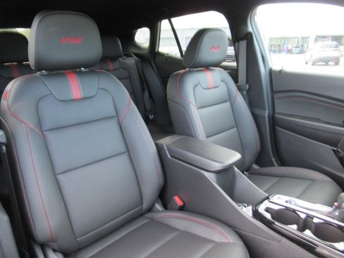 New 2026 Chevrolet Trax RS w/ Driver Confidence Package image 10