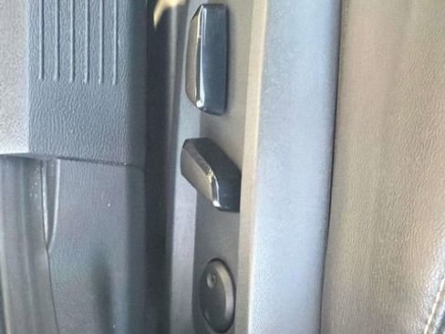 Certified 2023 Nissan Rogue SL w/ SL Premium Package image 30