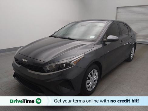 Used 2024 Kia Forte LX FWD image 1