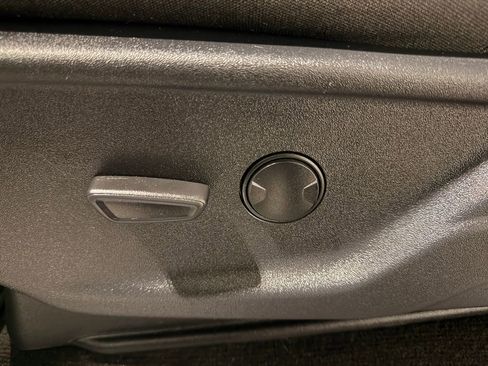 Used 2022 Ford F150 XLT w/ Equipment Group 301A Mid image 15