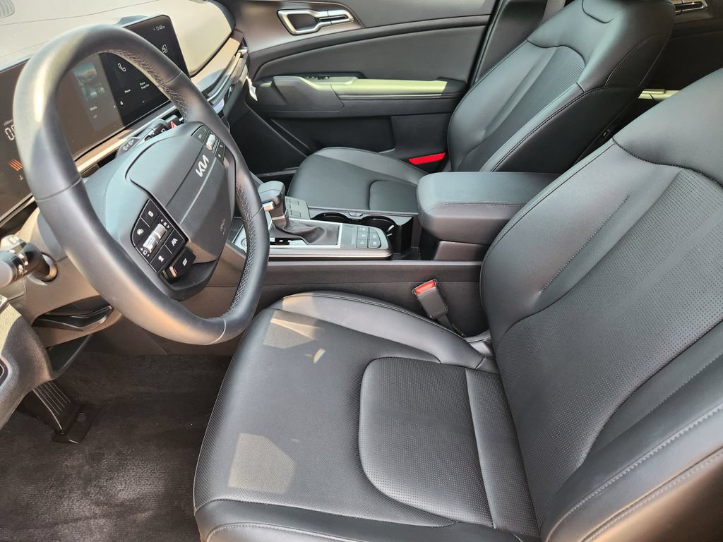 New 2026 Kia Sportage EX FWD image 9