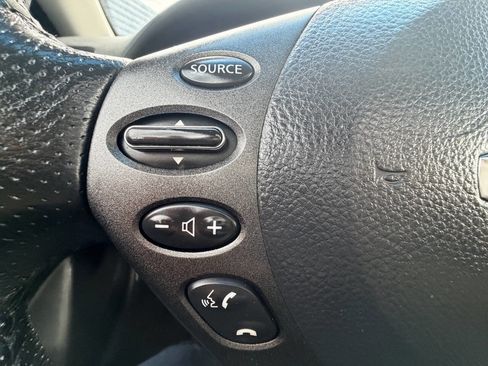 Used 2011 Nissan Altima 2.5 S w/ 2.5S Premium Pkg FWD image 12