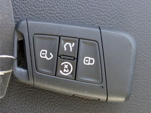 New 2026 Volkswagen Jetta SE image 31