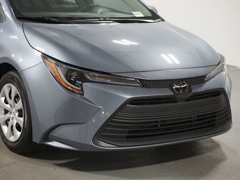 Certified 2024 Toyota Corolla LE image 4