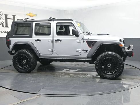 Used 2022 Jeep Wrangler Unlimited Sport AWD/4WD image 47