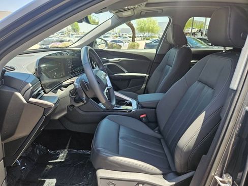 Used 2025 Audi Q5 Premium w/ Convenience Package AWD/4WD image 21