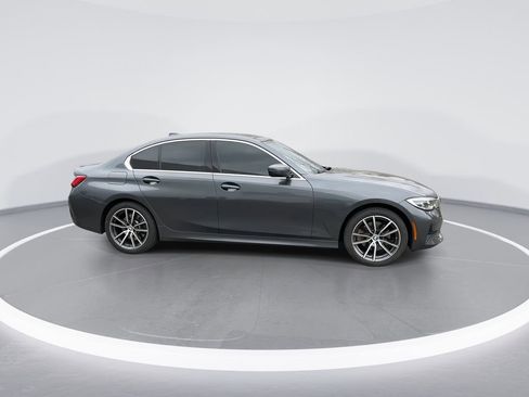 Used 2020 BMW 330i xDrive Sedan w/ Convenience Package image 9