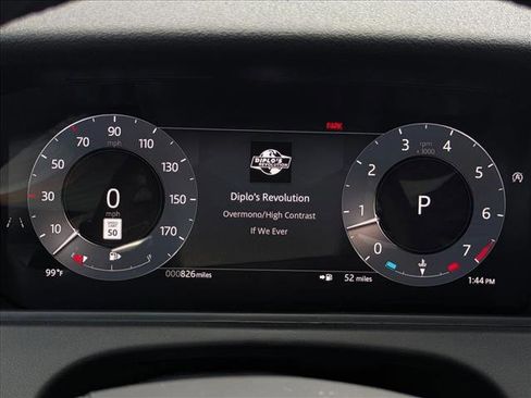 New 2025 Land Rover Range Rover Velar Dynamic SE image 11