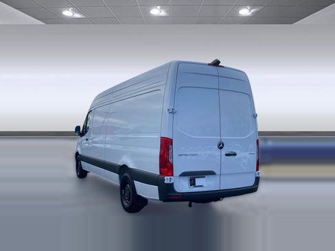 New 2025 Mercedes-Benz Sprinter 2500 image 3