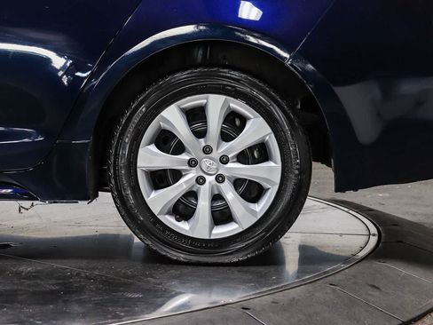 Certified 2020 Toyota Corolla LE w/ Carpet Mat Package (TMS) FWD image 11