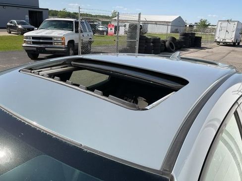 Used 2021 Honda Civic Sport Touring image 10