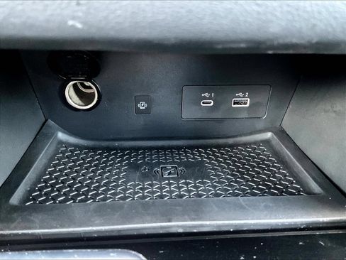 Used 2025 Nissan Pathfinder SL AWD/4WD image 19