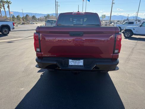 Used 2026 Chevrolet Colorado Z71 image 4