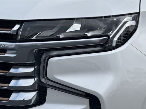 Used 2023 Chevrolet Suburban High Country RWD image 6