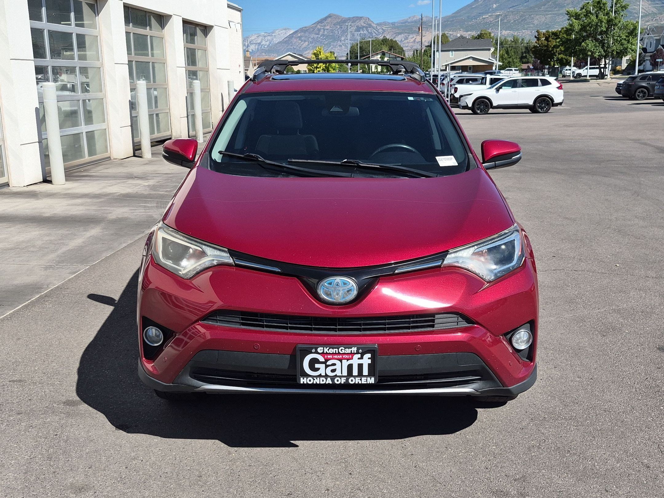 Used 2018 Toyota RAV4 XLE w/ Convenience Package AWD/4WD image 11