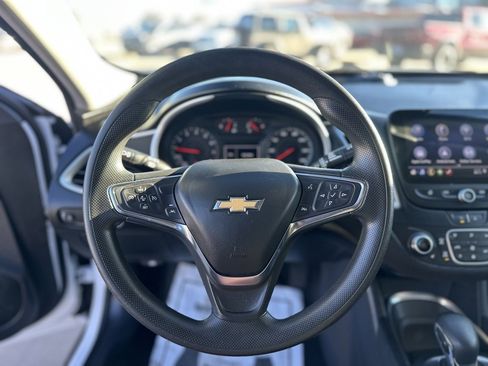 Used 2023 Chevrolet Malibu LT image 27