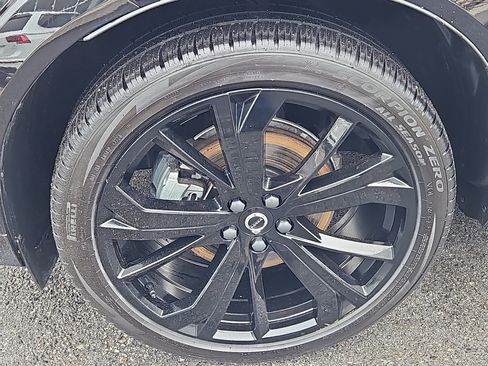 Used 2025 Volvo XC60 B5 Ultra image 4