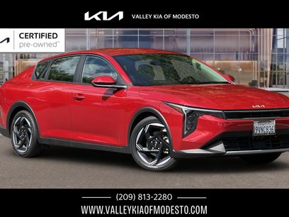 Certified 2025 Kia K4 EX