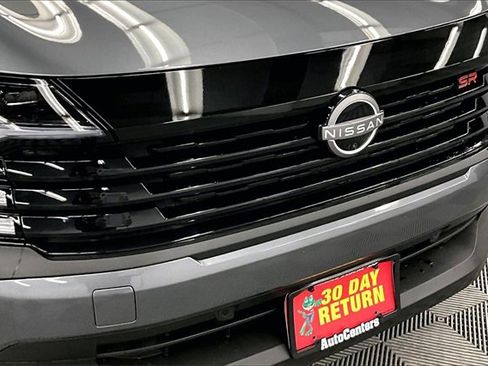 New 2026 Nissan Kicks SR image 14