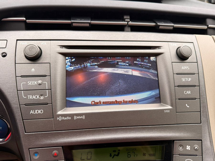 Used 2014 Toyota Prius Three FWD image 30