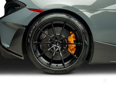 Used 2019 McLaren 600LT RWD image 33